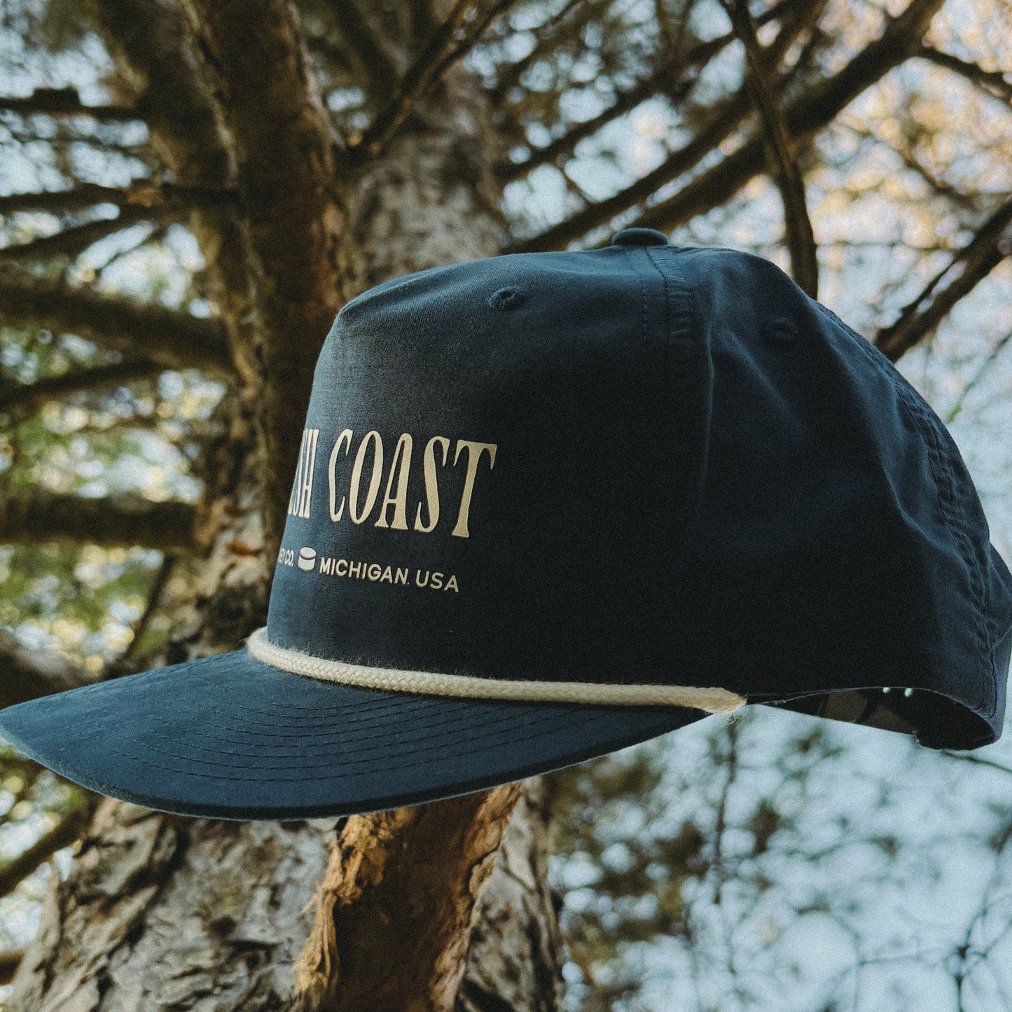 Coastline Rope Snapback: Navy / White