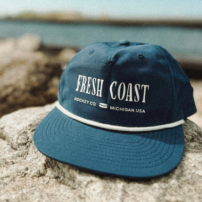 FRESH COAST HOCKEY CO. Coastline Rope Snapback Hat: Navy / White