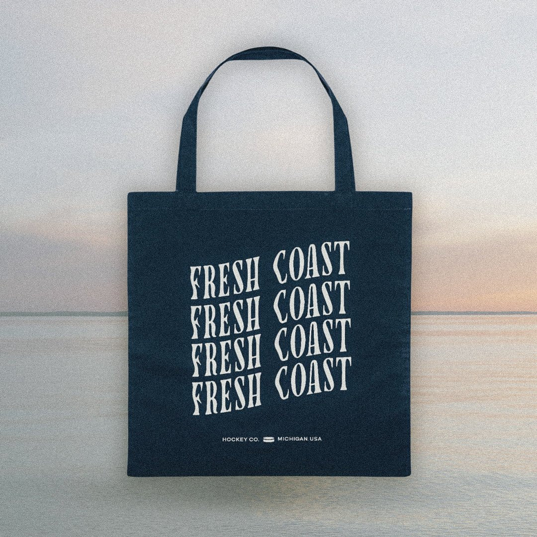 Coastline Tote Bag: Navy / White