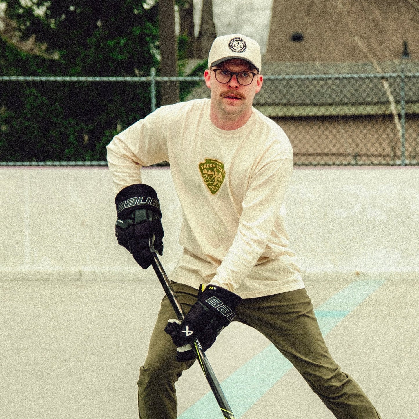 Fresh Coast Hockey Badge Snapback: Natural / Black