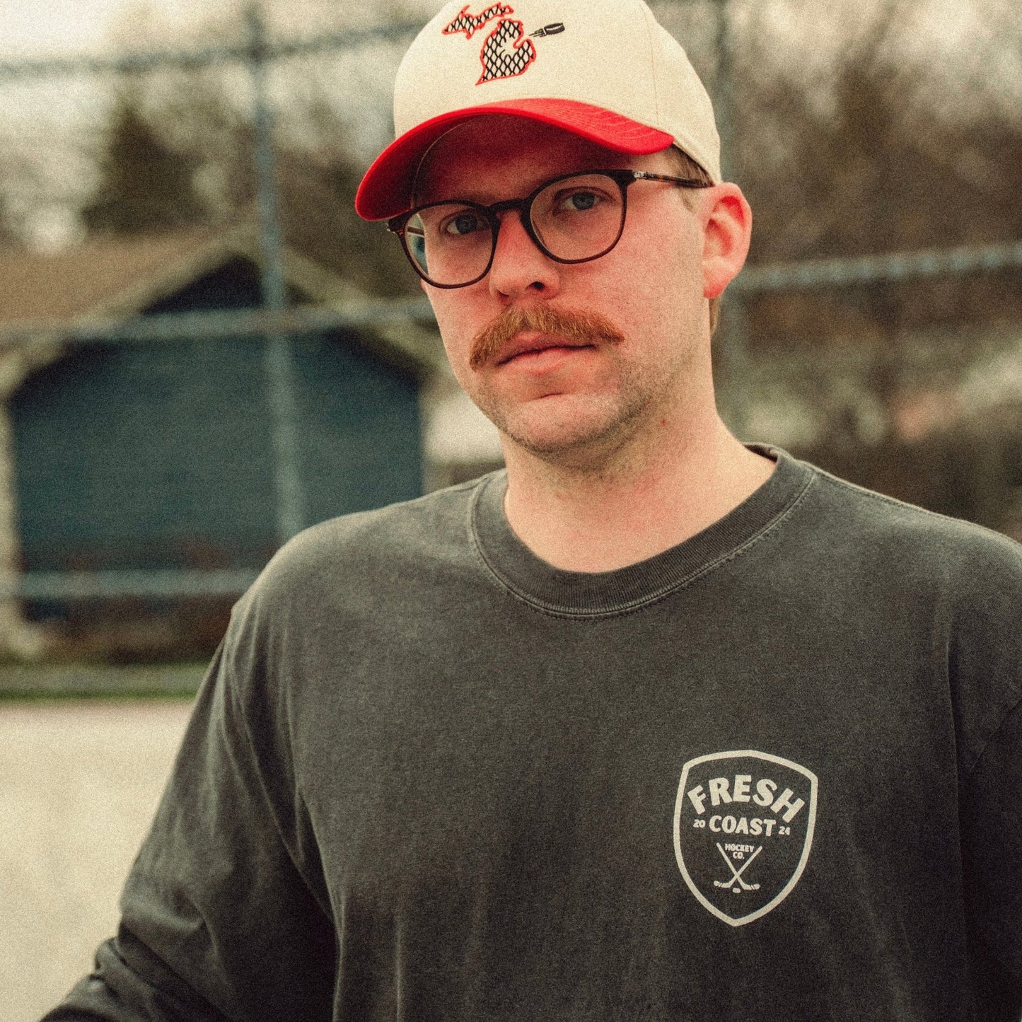 “The Michigan” Hockey Snapback: Natural / Red